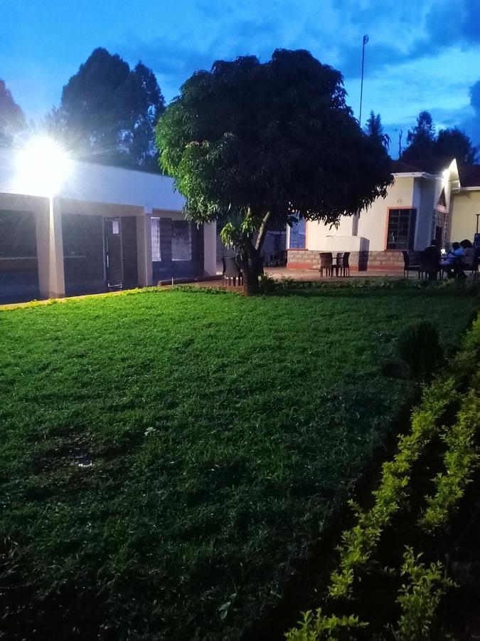 The Peak Meadows Hotel Nyeri Exteriör bild